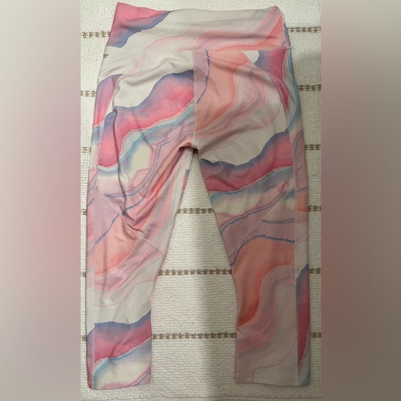 Fabletics pink swirl leggings - Picture 2 of 3